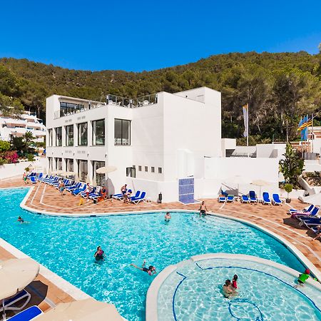 Globales Montemar Hotel Cala Llonga  Exterior photo