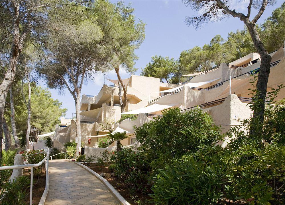 Globales Montemar Hotel Cala Llonga  Exterior photo