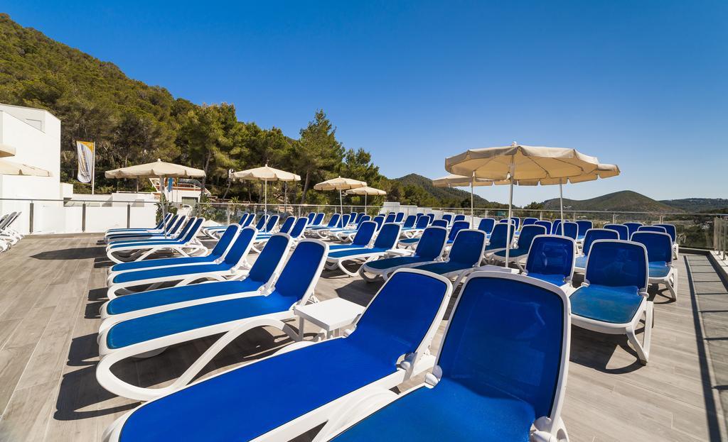 Globales Montemar Hotel Cala Llonga  Exterior photo
