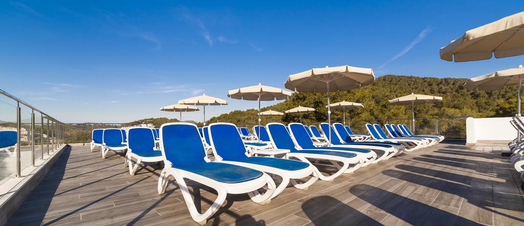 Globales Montemar Hotel Cala Llonga  Exterior photo